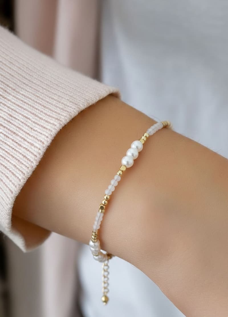 Gold-Plated Brass Bracelet with Crystal Beads and Real Pearls