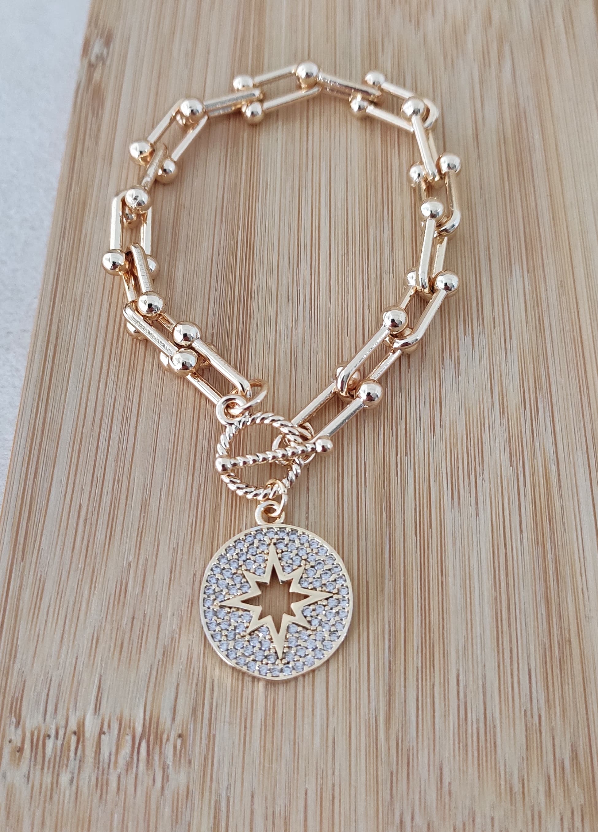 Gold-Plated Brass, Zircon Stone Fashionable Chain Design, North Star Dangle Bracelet