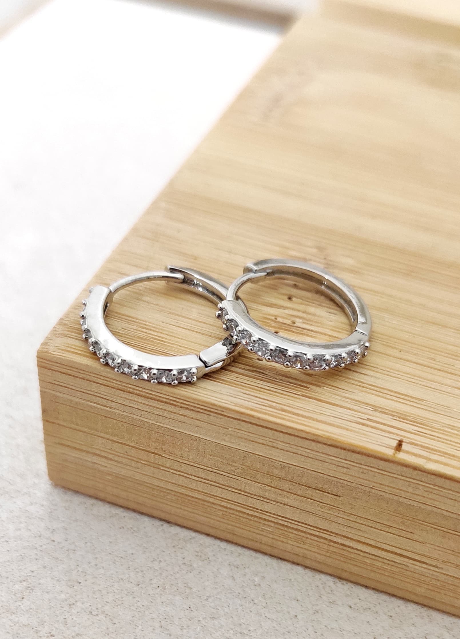 Rhodium Plated Zircon Stone Hoop Earrings in Brass