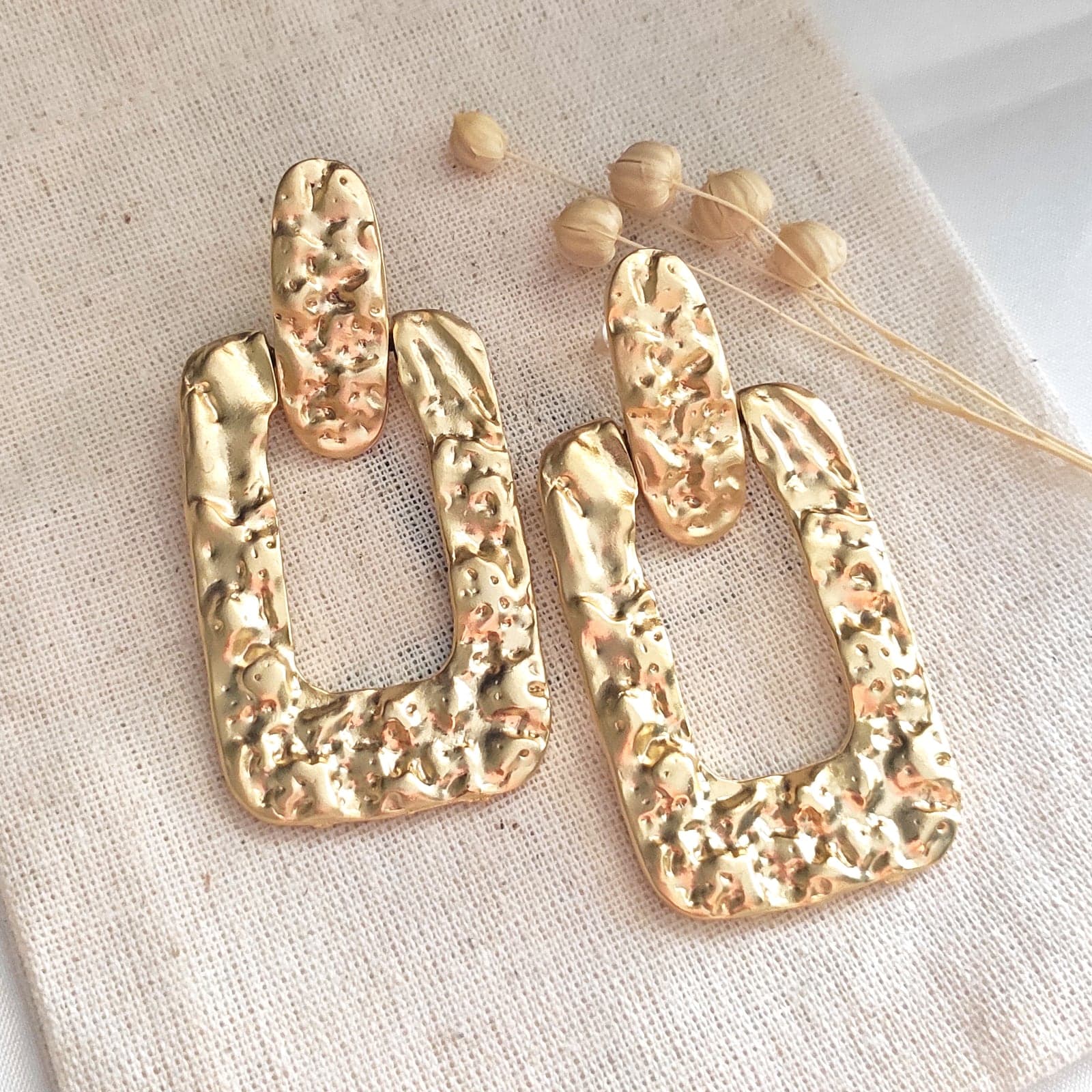 Square Pendant Studded Earrings with Gold Plated Pattern on Brass