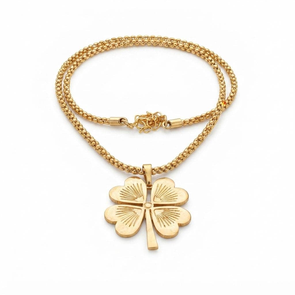 Thin yellow gilded necklace with clover pendant