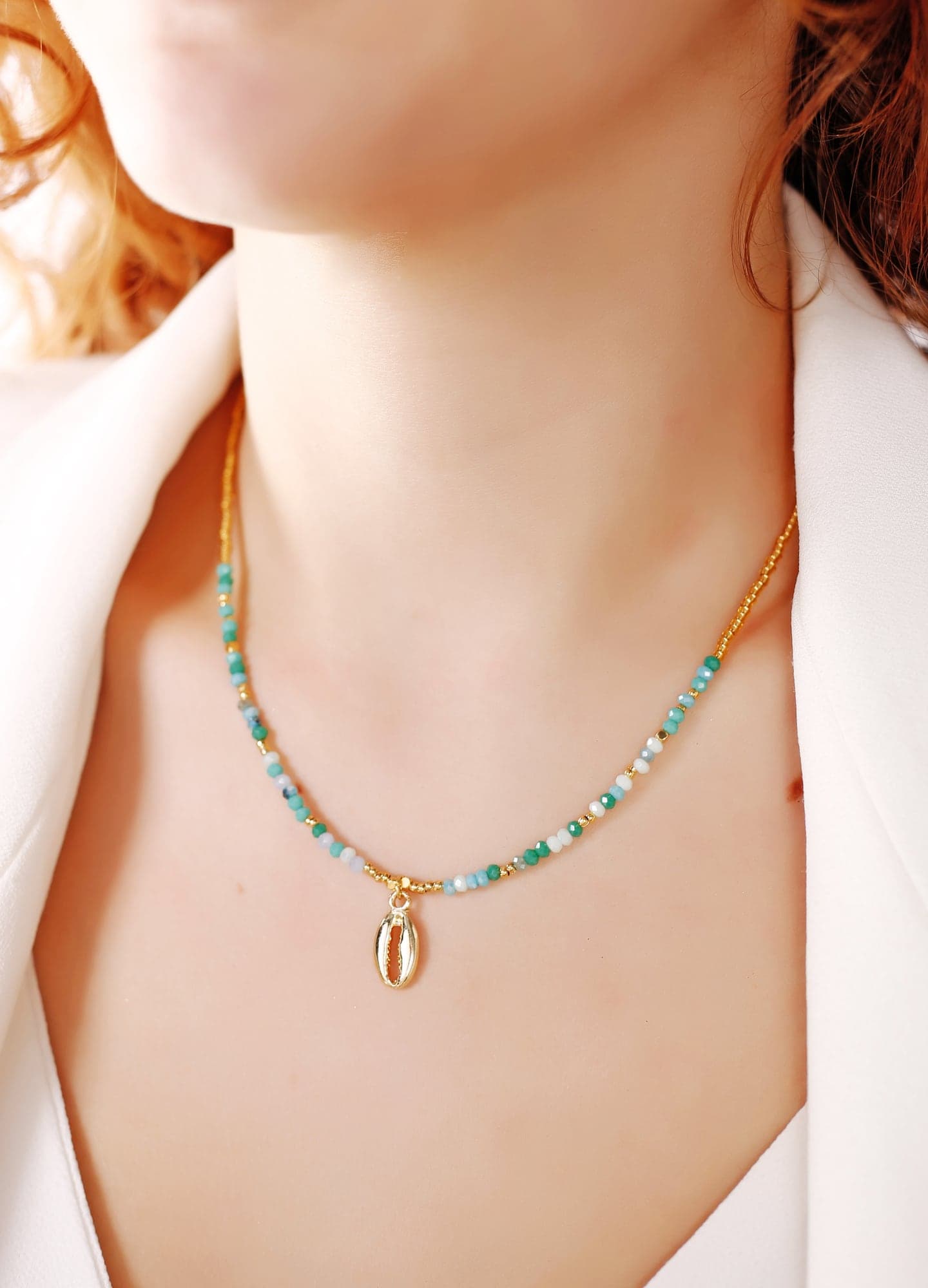 Cyrstal Shell Turqouise
 Necklace