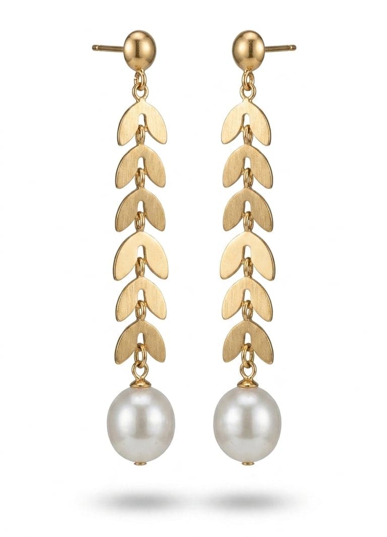 Gold-plated plastic fishtail chain and plastic pearl drop earrings